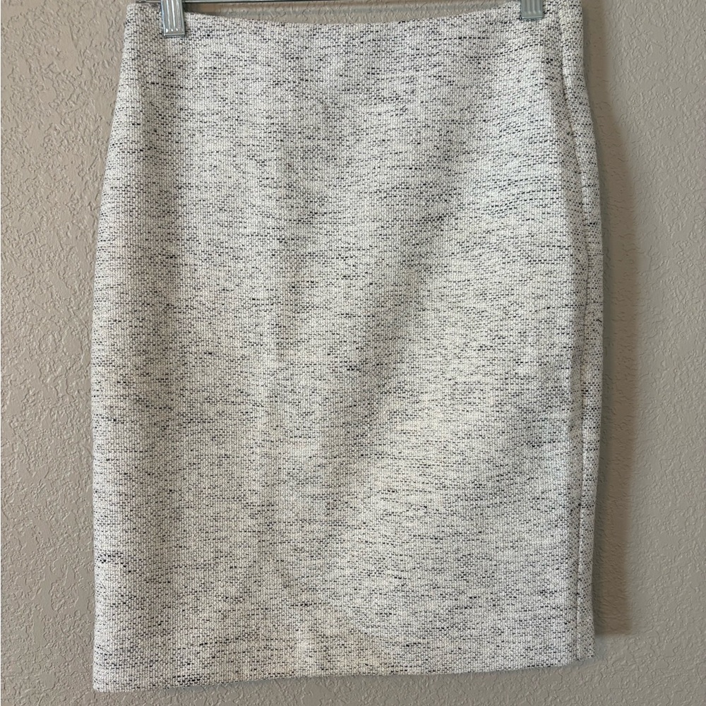 Ann Taylor Cream Tweed Pencil Skirt